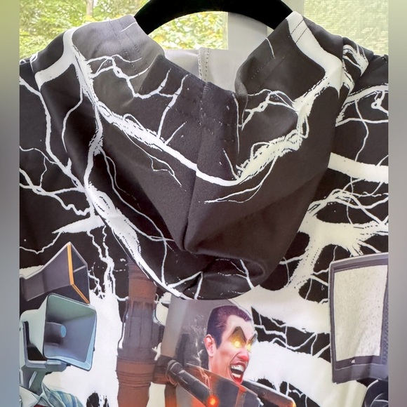 NWT Thombase Toilet Boys Titan Speaker Man kids hoodie w/pockets and zip front. - Picture 8 of 8